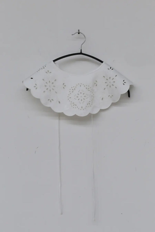 MING MA Hollow Embroidered Decorative Collar AW21-ACC01-WTPL